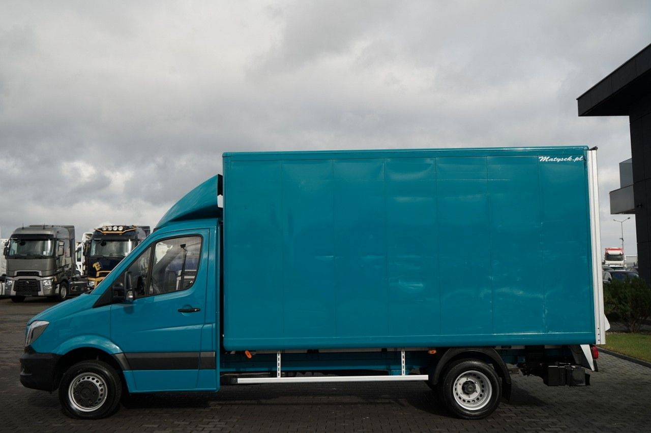 Mercedes-Benz SPRINTER / KONTENER 4,3 M / WINDA PALFINGER - Curtain side van: picture 4 Mercedes-Benz SPRINTER / KONTENER 4,3 M / WINDA PALFINGER - Curtain side van: picture 4