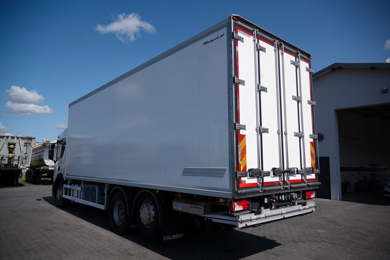 Scania P 410 / 6X2 /CHŁODNIA / SLÓWKA / Agregat THERMO - Refrigerator truck: picture 3 Scania P 410 / 6X2 /CHŁODNIA / SLÓWKA / Agregat THERMO - Refrigerator truck: picture 3