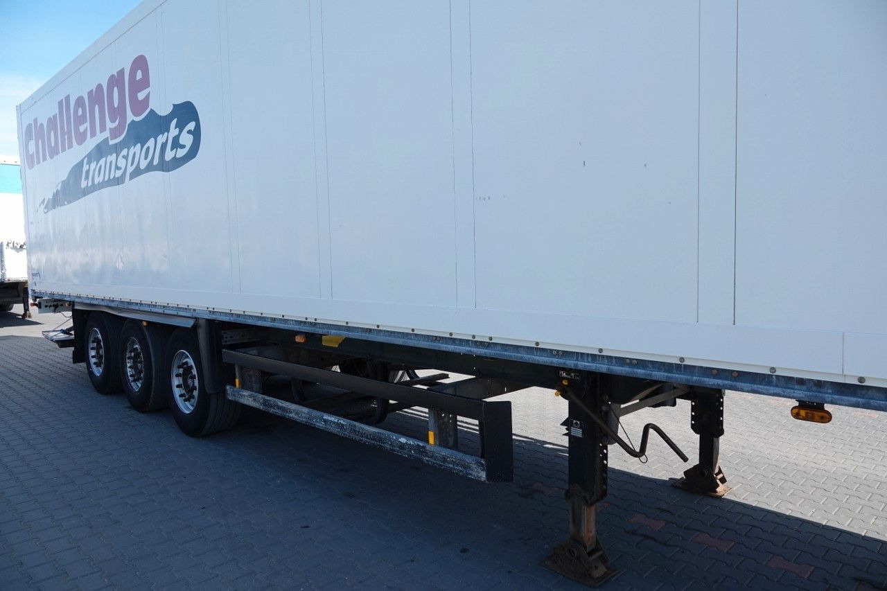 Schmitz Cargobull KONTENER KOFFER / WINDA MBB / SAF / SPROWADZONA - Refrigerator semi-trailer: picture 5 Schmitz Cargobull KONTENER KOFFER / WINDA MBB / SAF / SPROWADZONA - Refrigerator semi-trailer: picture 5