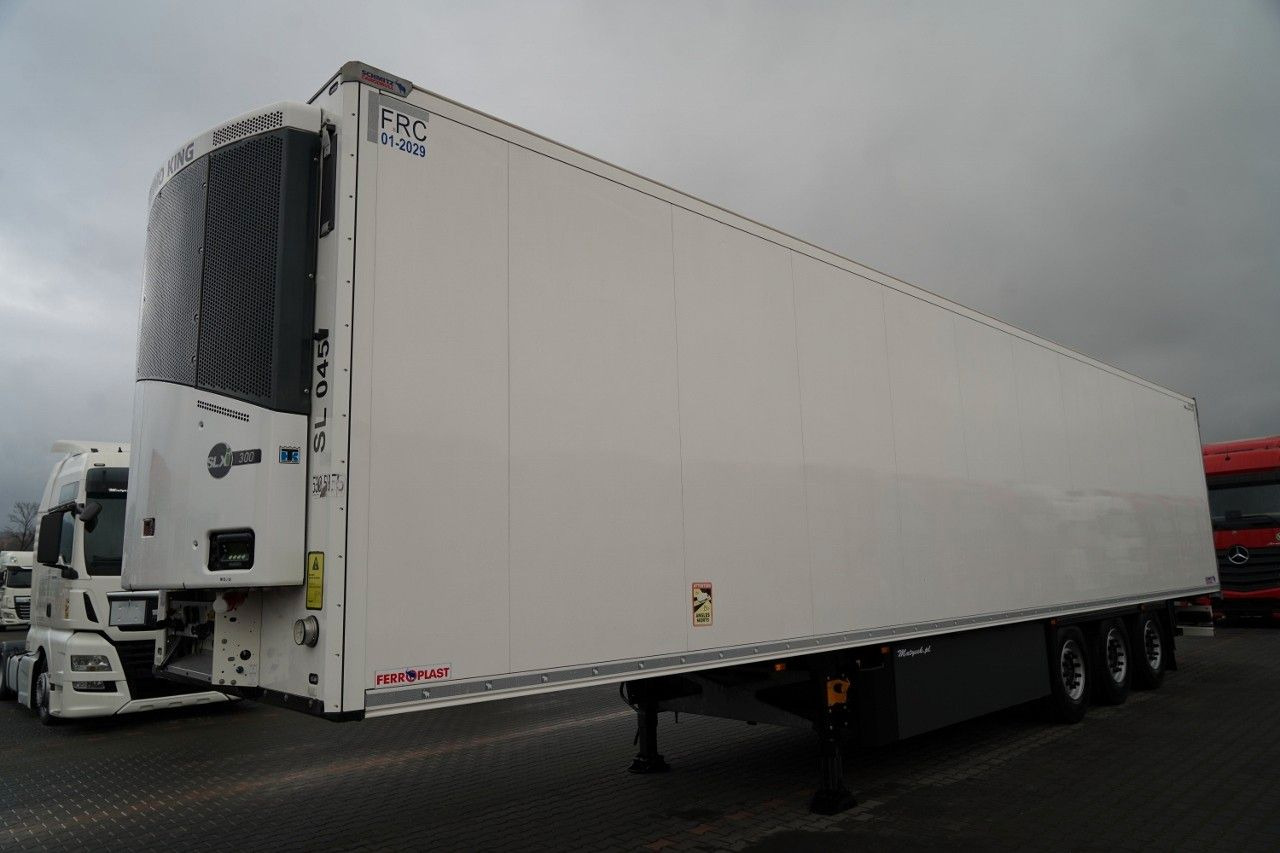 Schmitz Cargobull REFRIGERATED / NEW THERMO KING UNIT / SLX 300 / - Refrigerator semi-trailer: picture 2 Schmitz Cargobull REFRIGERATED / NEW THERMO KING UNIT / SLX 300 / - Refrigerator semi-trailer: picture 2
