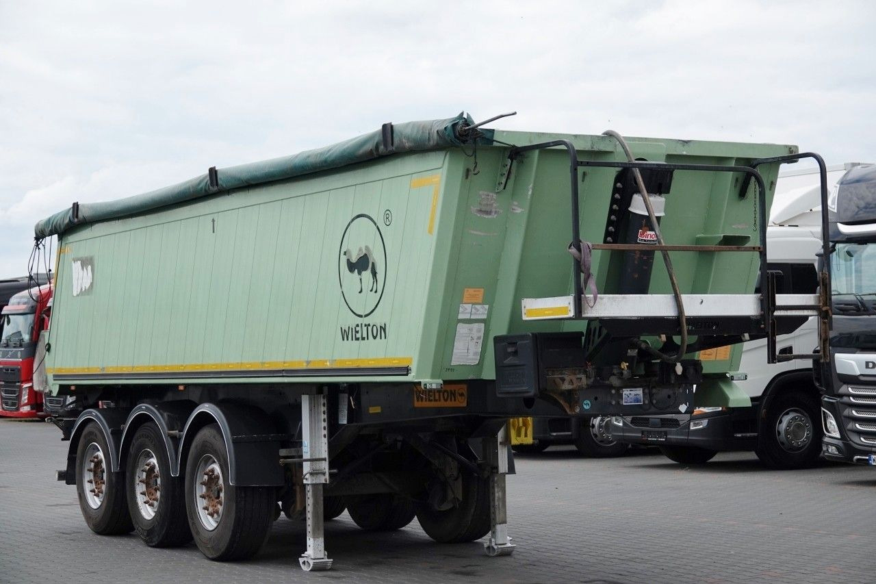 Schmitz Cargobull WYWROTKA 40 M3 / MULDA ALUMINIOWA / OŚ PODNOSZON - Tipper semi-trailer: picture 1 Schmitz Cargobull WYWROTKA 40 M3 / MULDA ALUMINIOWA / OŚ PODNOSZON - Tipper semi-trailer: picture 1