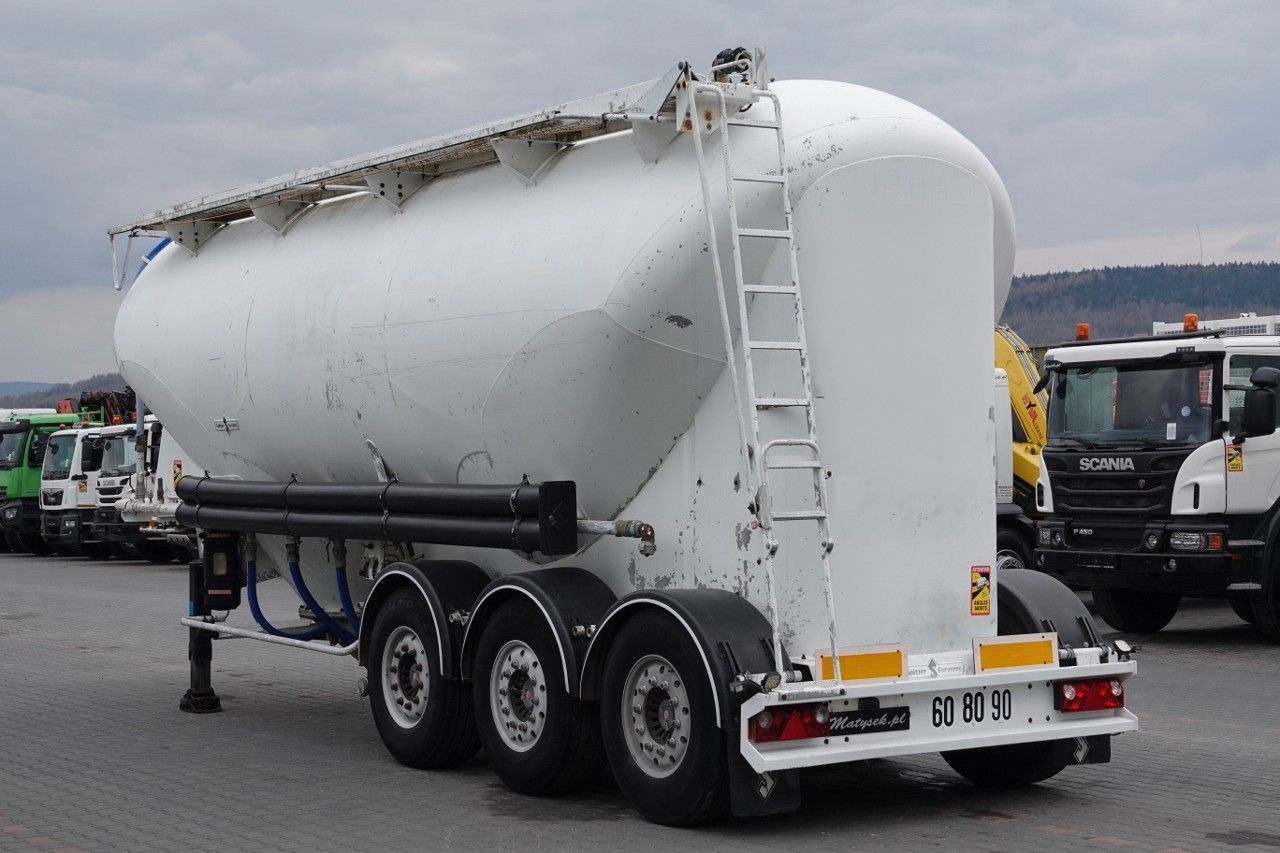 Spitzer CEMENTONACZEPA / 37 000 L / SILOS / 3 KOMORY / O - Silo semi-trailer: picture 3 Spitzer CEMENTONACZEPA / 37 000 L / SILOS / 3 KOMORY / O - Silo semi-trailer: picture 3