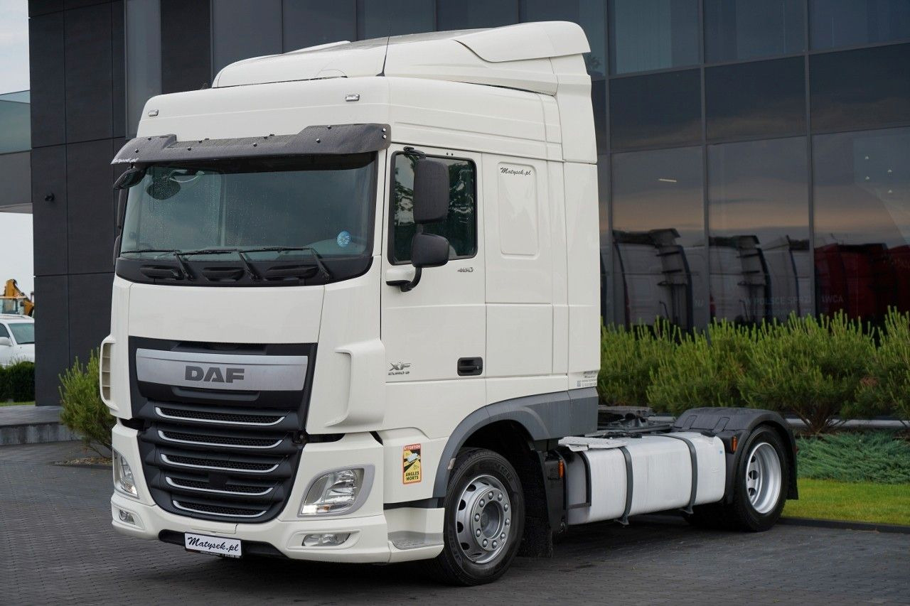 DAF XF 460 / SPACE CAB / MEGA / LOW DECK / EURO 6 - Tractor unit: picture 2 DAF XF 460 / SPACE CAB / MEGA / LOW DECK / EURO 6 - Tractor unit: picture 2