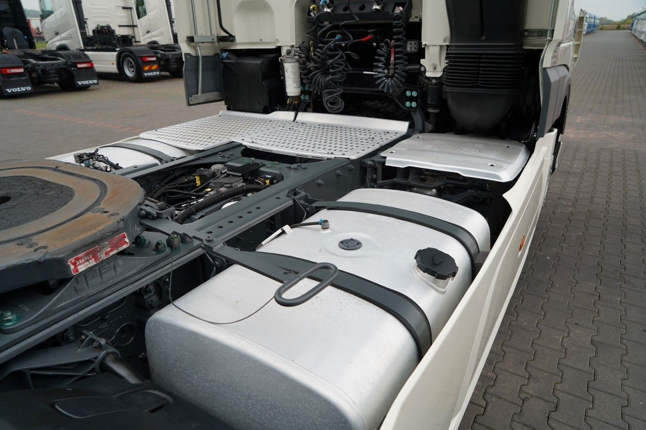 Tractor unit DAF XF 480 / SUPER SPACE CAB / OPONY 100% / 2021 ROK: picture 16