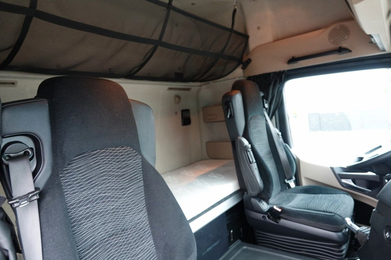 Tractor unit Mercedes-Benz ACTROS 1843 / RETARDER / ALUFELGI / EURO 6 / SPR: picture 17 Tractor unit Mercedes-Benz ACTROS 1843 / RETARDER / ALUFELGI / EURO 6 / SPR: picture 17