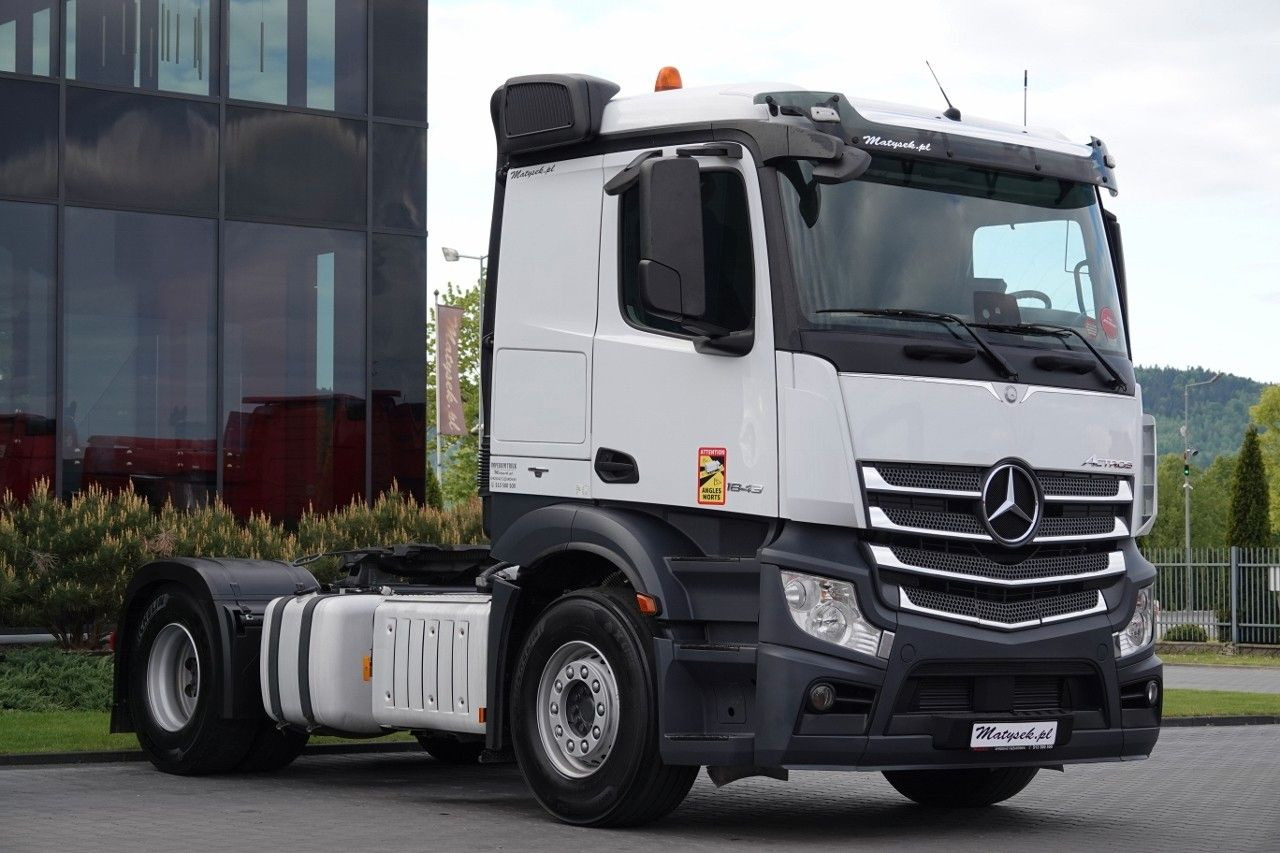 Mercedes-Benz ACTROS 1843 / RETARDER / HYDRAULIKA / NISKA KABI Mercedes-Benz ACTROS 1843 / RETARDER / HYDRAULIKA / NISKA KABI - Tractor unit: picture 1 Mercedes-Benz ACTROS 1843 / RETARDER / HYDRAULIKA / NISKA KABI Mercedes-Benz ACTROS 1843 / RETARDER / HYDRAULIKA / NISKA KABI - Tractor unit: picture 1