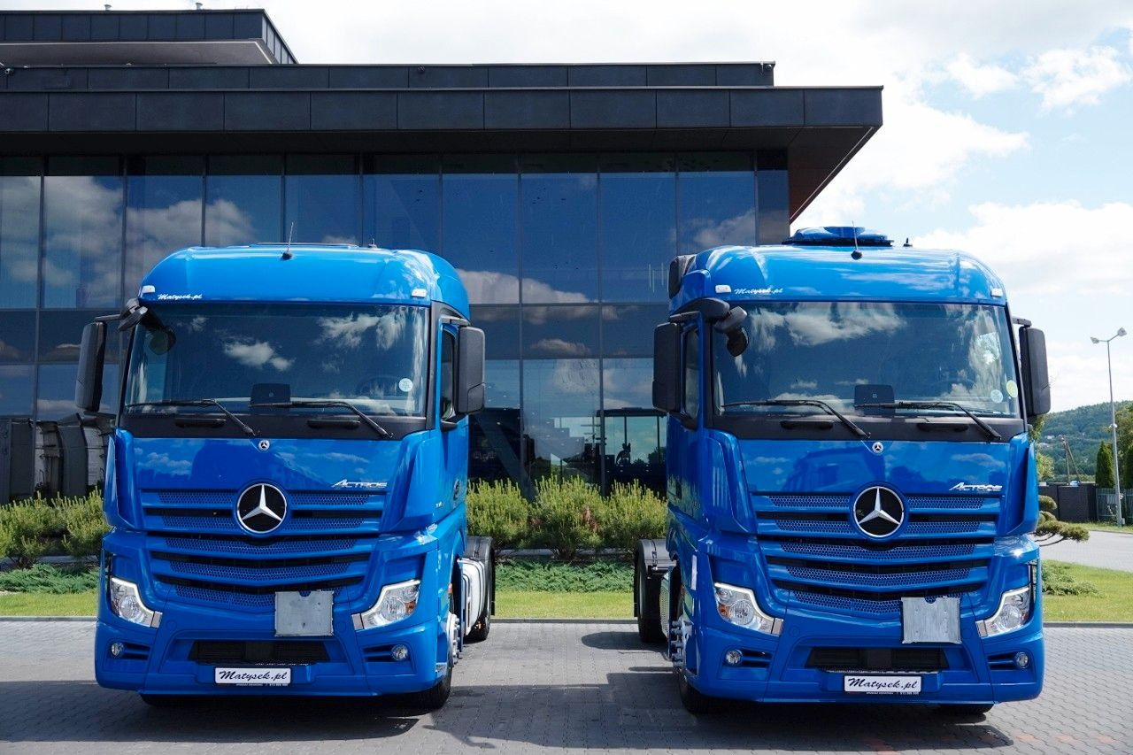 Mercedes-Benz ACTROS 1848 / MP5 / HYDRAULIKA / PEŁNY ADR / ALU - Tractor unit: picture 3 Mercedes-Benz ACTROS 1848 / MP5 / HYDRAULIKA / PEŁNY ADR / ALU - Tractor unit: picture 3