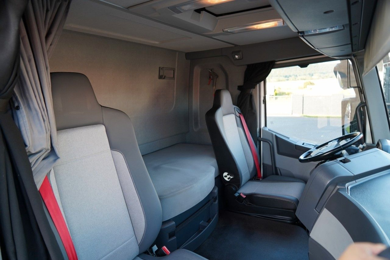 Leasing of Renault T 440 / NISKA KABINA / ALUFELGI / SPROWADZONY / Renault T 440 / NISKA KABINA / ALUFELGI / SPROWADZONY /: picture 17 Leasing of Renault T 440 / NISKA KABINA / ALUFELGI / SPROWADZONY / Renault T 440 / NISKA KABINA / ALUFELGI / SPROWADZONY /: picture 17