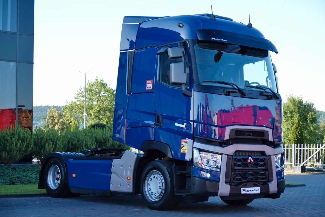 Renault T 520 / 13 L / RETARDER / I-PARK COOL / SKÓRY / Renault T 520 / 13 L / RETARDER / I-PARK COOL / SKÓRY / - Tractor unit: picture 1 Renault T 520 / 13 L / RETARDER / I-PARK COOL / SKÓRY / Renault T 520 / 13 L / RETARDER / I-PARK COOL / SKÓRY / - Tractor unit: picture 1