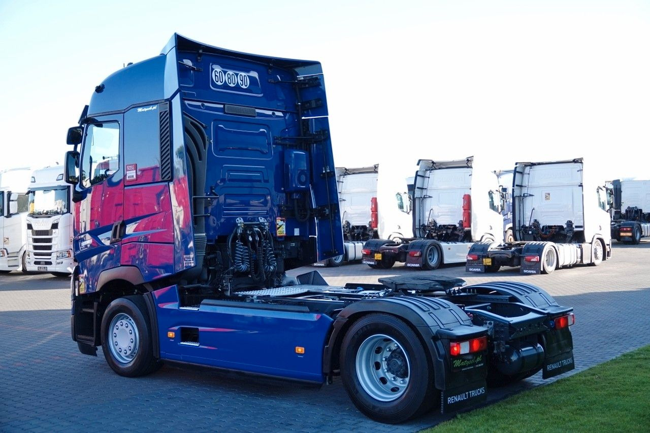 Renault T 520 / 13 L / RETARDER / I-PARK COOL / SKÓRY / Renault T 520 / 13 L / RETARDER / I-PARK COOL / SKÓRY / - Tractor unit: picture 4 Renault T 520 / 13 L / RETARDER / I-PARK COOL / SKÓRY / Renault T 520 / 13 L / RETARDER / I-PARK COOL / SKÓRY / - Tractor unit: picture 4