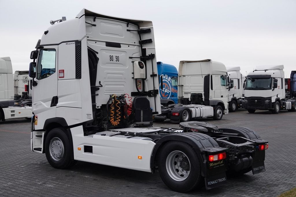 Renault T 520 / 13L / RETARDER / I-PARK COOL / OPONY 10 - Tractor unit: picture 4 Renault T 520 / 13L / RETARDER / I-PARK COOL / OPONY 10 - Tractor unit: picture 4