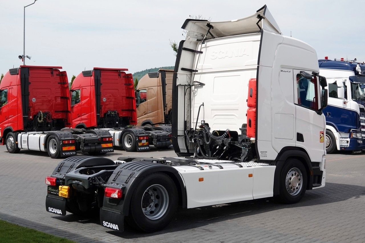 Scania R 450 / RETARDER / FULL AIRMATIC / OPONY 100% / - Tractor unit: picture 5 Scania R 450 / RETARDER / FULL AIRMATIC / OPONY 100% / - Tractor unit: picture 5