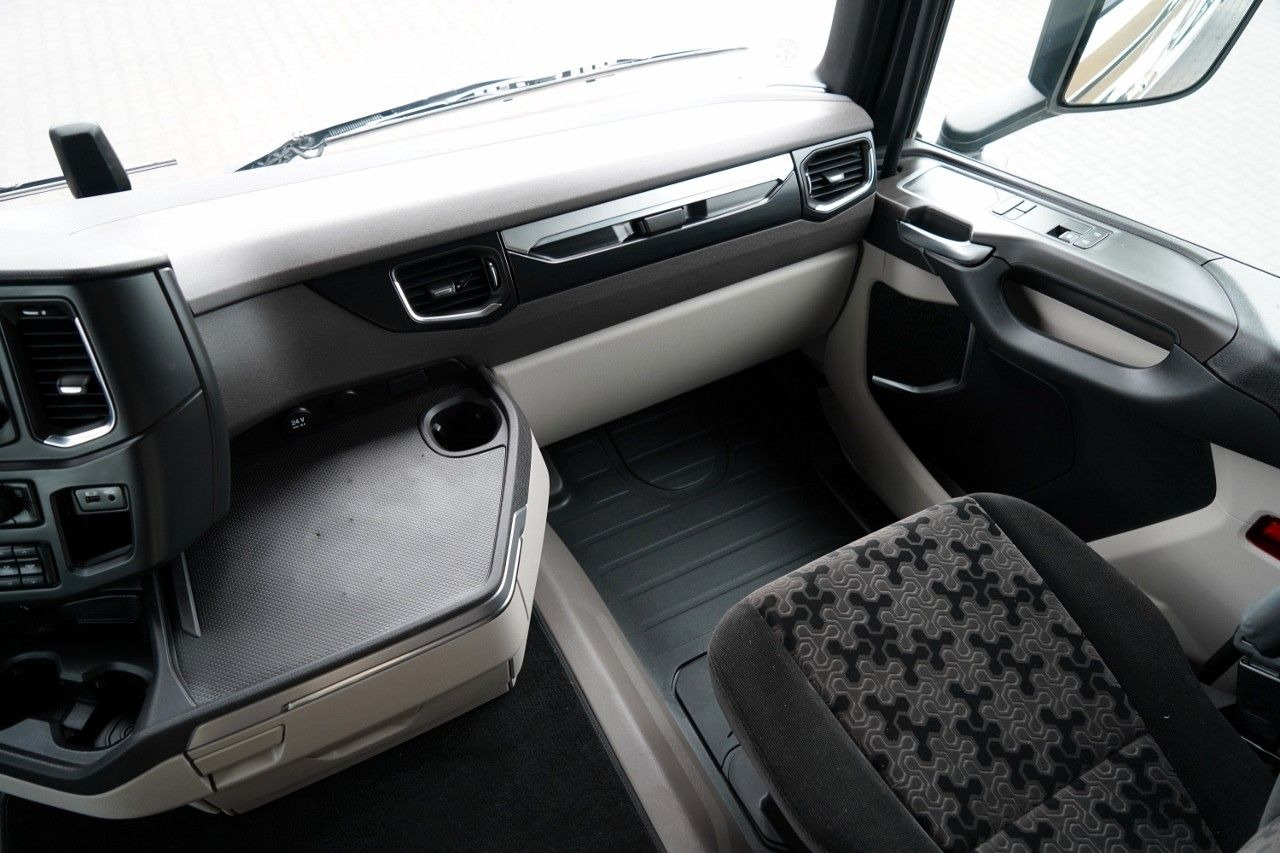 Tractor unit Scania R 500 / RETARDER / I-PARK COOL / 2019 / SPROWADZ: picture 16 Tractor unit Scania R 500 / RETARDER / I-PARK COOL / 2019 / SPROWADZ: picture 16