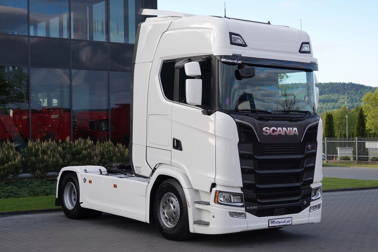 Scania S 520 / V8 / RETARDER / SKÓRY / PO KONTRAKCI - Tractor unit: picture 1 Scania S 520 / V8 / RETARDER / SKÓRY / PO KONTRAKCI - Tractor unit: picture 1