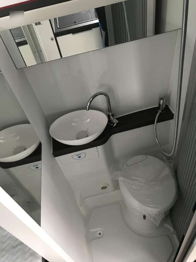 Leasing of ADRIA Twin Sport 640 SG ADRIA Twin Sport 640 SG: picture 9 Leasing of ADRIA Twin Sport 640 SG ADRIA Twin Sport 640 SG: picture 9