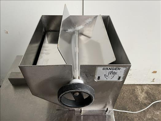 Cove Equipment SH-5 Shredder - Food processing equipment: picture 3 Cove Equipment SH-5 Shredder - Food processing equipment: picture 3