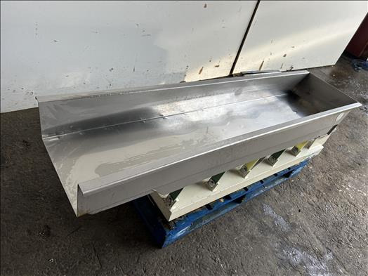 Cox and Plant Vibratory conveyor - Conveyor: picture 3 Cox and Plant Vibratory conveyor - Conveyor: picture 3
