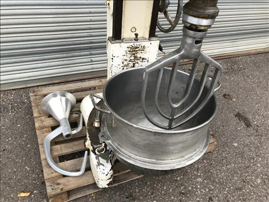 Hobart ME800 80L planetary mixer - Food processing equipment: picture 4 Hobart ME800 80L planetary mixer - Food processing equipment: picture 4
