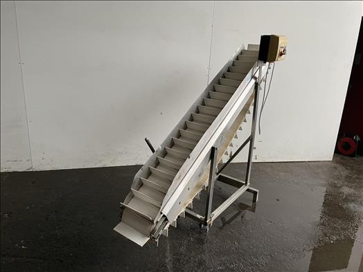 NNP Flighted elevator conveyor - Conveyor: picture 2 NNP Flighted elevator conveyor - Conveyor: picture 2
