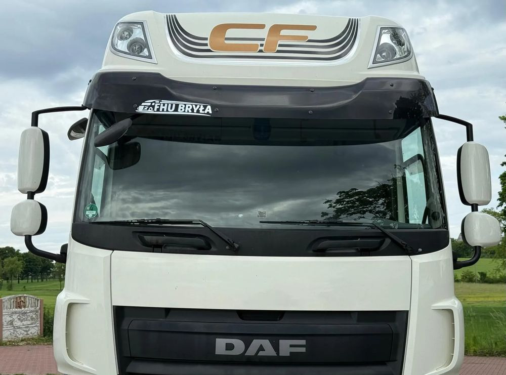 DAF CF 330/10.2017/KONTENER MEBLOWY/IZOTERMA/WINDA/18 PALET/E6/NISKI PRZEBIEG/Z NIEMIEC/JAK NOWY/DUŻY SILNIK 10 837cm3// - Box truck: picture 4 DAF CF 330/10.2017/KONTENER MEBLOWY/IZOTERMA/WINDA/18 PALET/E6/NISKI PRZEBIEG/Z NIEMIEC/JAK NOWY/DUŻY SILNIK 10 837cm3// - Box truck: picture 4