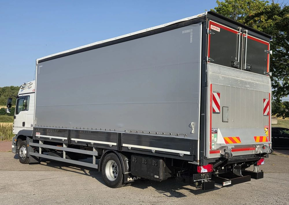 MAN TGM 15.290 / BURTO-FIRANKA / CAŁY NA PODUSZKACH /KLIMA POSTOJOWA / 2018R / NISKI PRZEBIEG / 18 PALET / E6 / JAK NOWY / WINDA / - Curtainsider truck: picture 3 MAN TGM 15.290 / BURTO-FIRANKA / CAŁY NA PODUSZKACH /KLIMA POSTOJOWA / 2018R / NISKI PRZEBIEG / 18 PALET / E6 / JAK NOWY / WINDA / - Curtainsider truck: picture 3