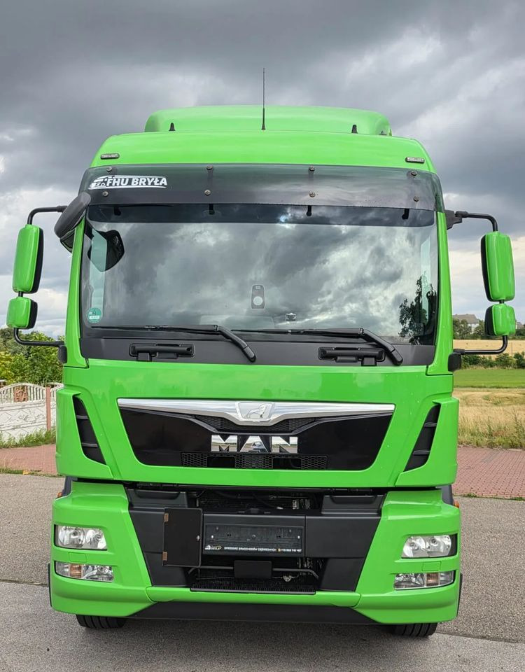 MAN TGM 18.340 / 18.290 / E6 / NISKI PRZEBIEG / 2016 / SERWISOWANY / ROZSTAW OSI 5.7M / RAMA DO ZABUDOWY / SYPIALKA / STAN BARDZO DOBRY / AUTOMAT - Curtainsider truck: picture 3 MAN TGM 18.340 / 18.290 / E6 / NISKI PRZEBIEG / 2016 / SERWISOWANY / ROZSTAW OSI 5.7M / RAMA DO ZABUDOWY / SYPIALKA / STAN BARDZO DOBRY / AUTOMAT - Curtainsider truck: picture 3