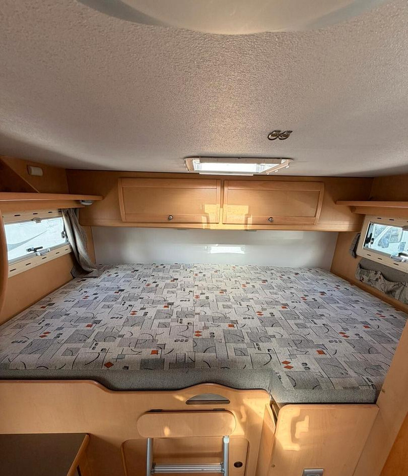 Semi-integrated motorhome ROLLER TEAM GRANDUCA GARAGE P: picture 9