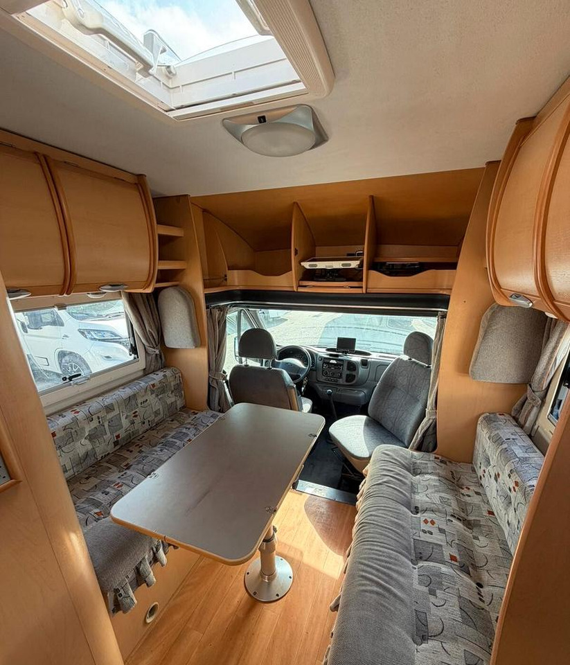 Semi-integrated motorhome ROLLER TEAM GRANDUCA GARAGE P: picture 6