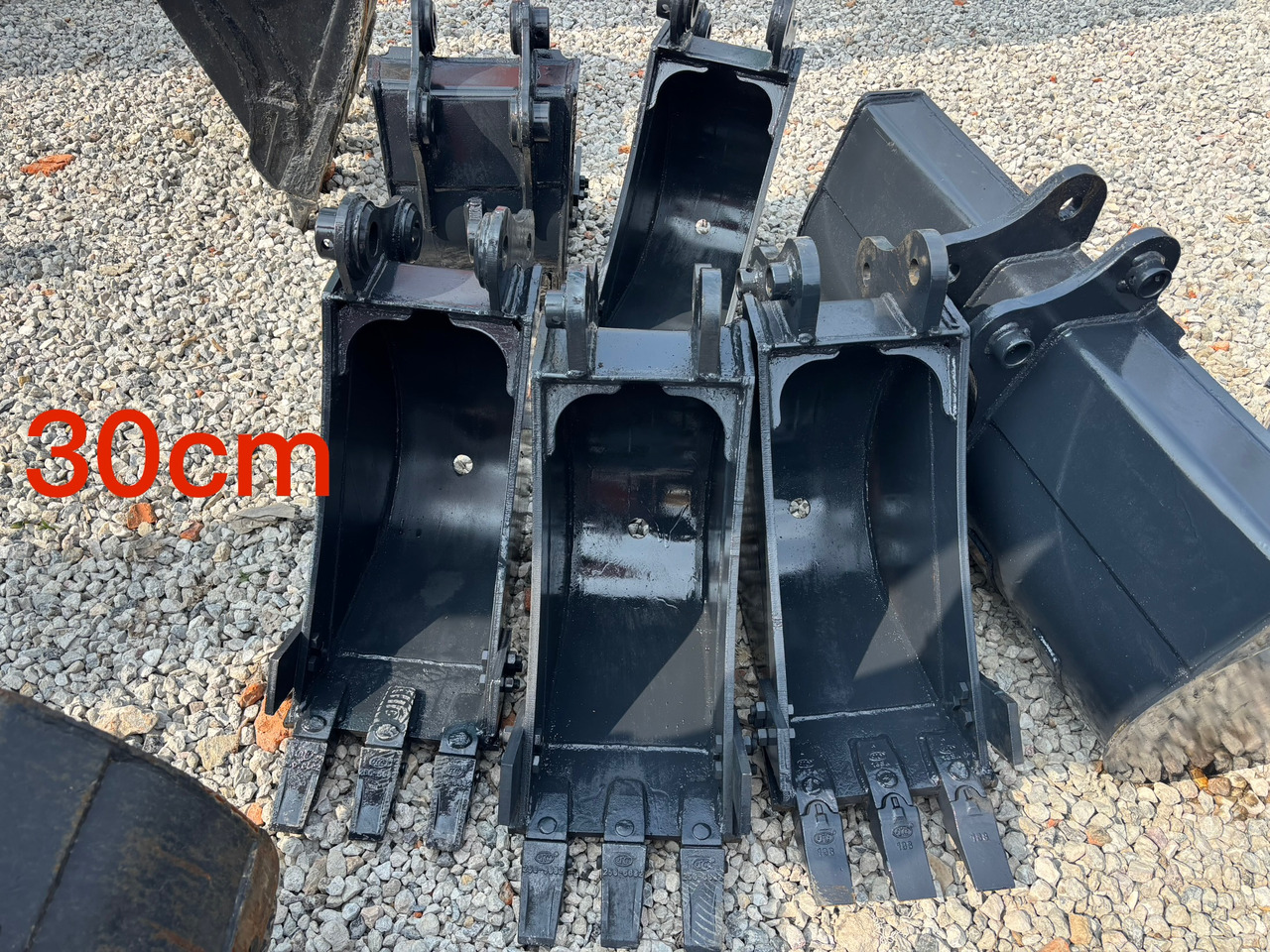 30cm bucket - Excavator bucket for Mini excavator: picture 1 30cm bucket - Excavator bucket for Mini excavator: picture 1