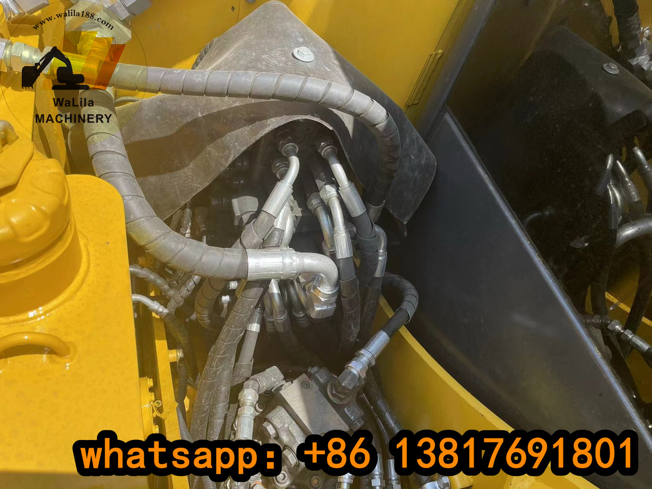 KOMATSU PC70-8 - Mini excavator: picture 3 KOMATSU PC70-8 - Mini excavator: picture 3