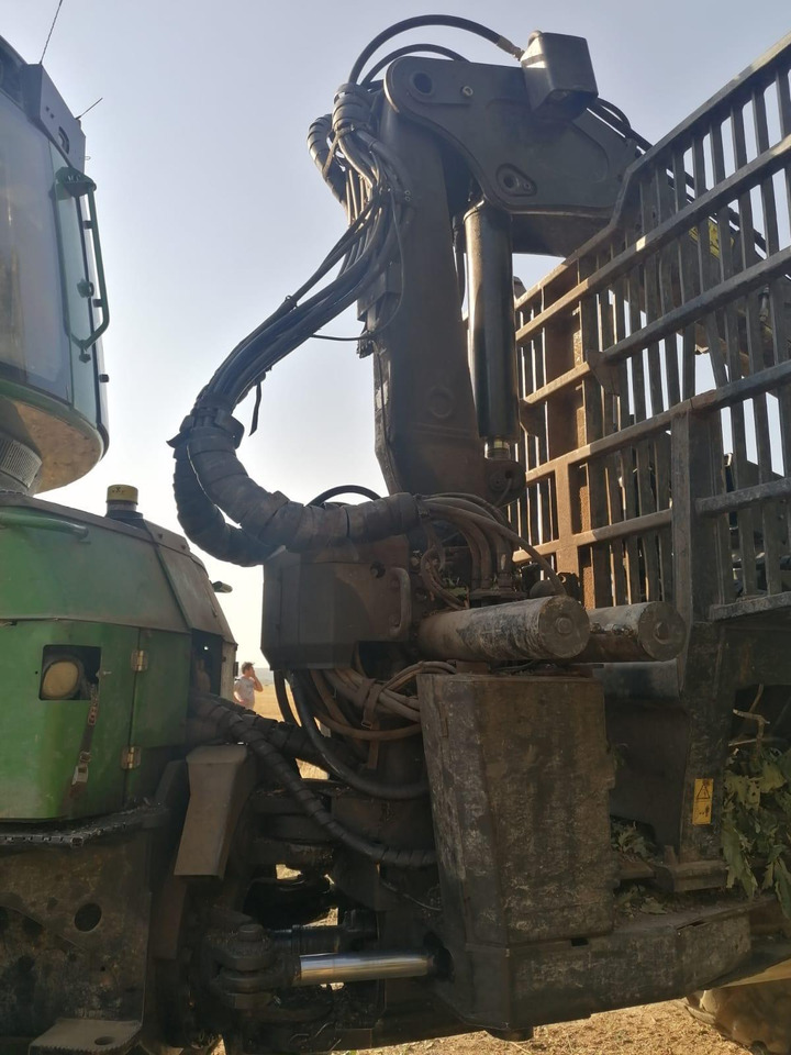 Forwarder JOHN DEERE 1910E: picture 6 Forwarder JOHN DEERE 1910E: picture 6