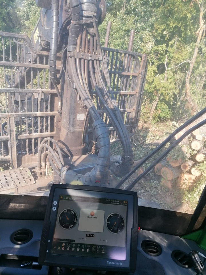 Forwarder JOHN DEERE 1910E: picture 12 Forwarder JOHN DEERE 1910E: picture 12
