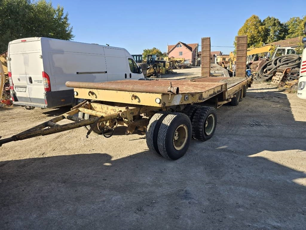 Bertoja 3 - Low loader semi-trailer: picture 5 Bertoja 3 - Low loader semi-trailer: picture 5