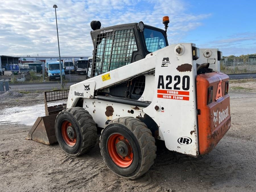 Bobcat A 220 - Skid steer loader: picture 4 Bobcat A 220 - Skid steer loader: picture 4