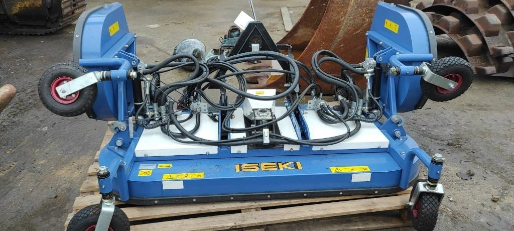 Iseki THM 3000B - Mower: picture 1 Iseki THM 3000B - Mower: picture 1