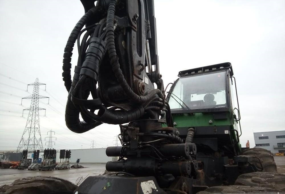 Forestry tractor John Deere Timberjack 1470D: picture 6