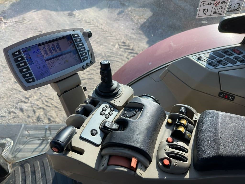 Farm tractor Massey Ferguson 8670: picture 13 Farm tractor Massey Ferguson 8670: picture 13