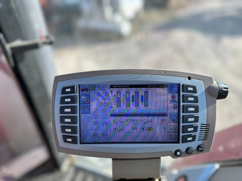 Farm tractor Massey Ferguson 8670: picture 14 Farm tractor Massey Ferguson 8670: picture 14