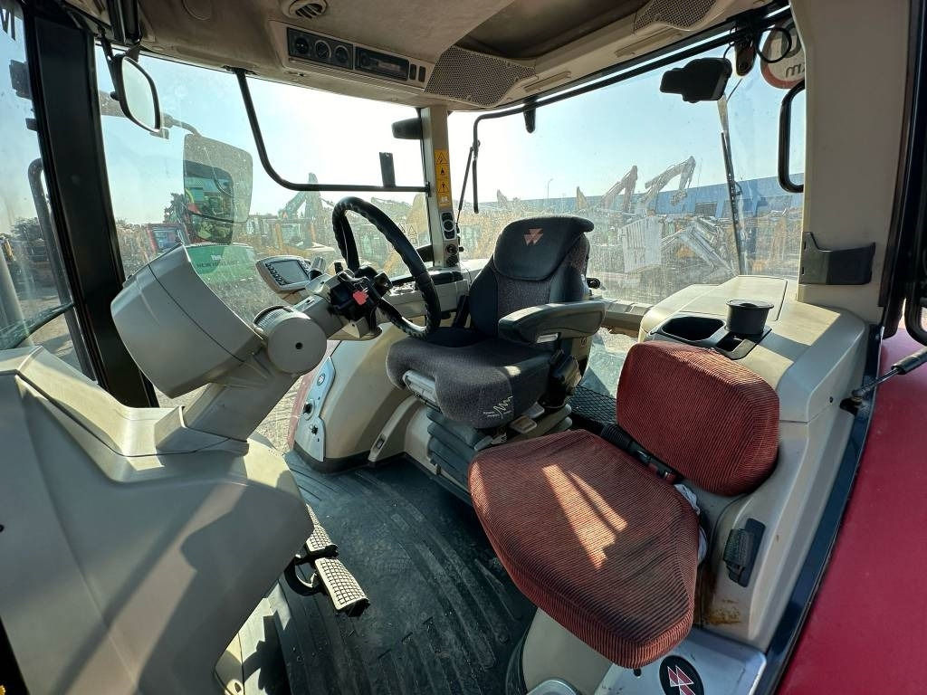 Farm tractor Massey Ferguson 8670: picture 12 Farm tractor Massey Ferguson 8670: picture 12