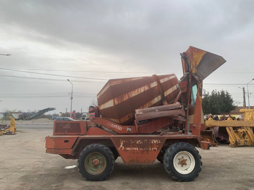 Messersi P2-R4 - Concrete mixer truck: picture 2 Messersi P2-R4 - Concrete mixer truck: picture 2
