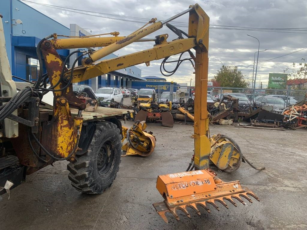 Municipal/ Special vehicle Mercedes-Benz 406A: picture 13 Municipal/ Special vehicle Mercedes-Benz 406A: picture 13