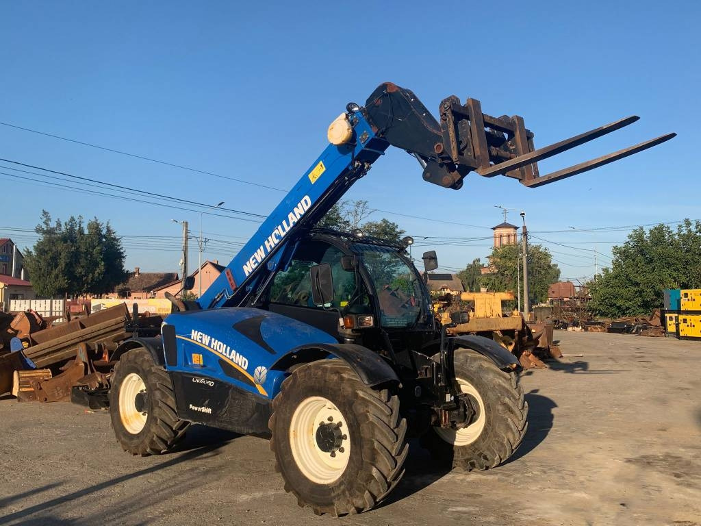 New Holland LM 5040 - Telescopic handler: picture 1 New Holland LM 5040 - Telescopic handler: picture 1