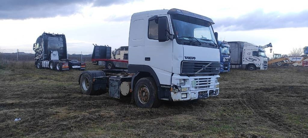 Volvo FH12 380 - Tractor unit: picture 1 Volvo FH12 380 - Tractor unit: picture 1