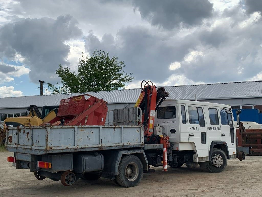 Volvo FL 611 Railway Truck - Crane truck: picture 3 Volvo FL 611 Railway Truck - Crane truck: picture 3