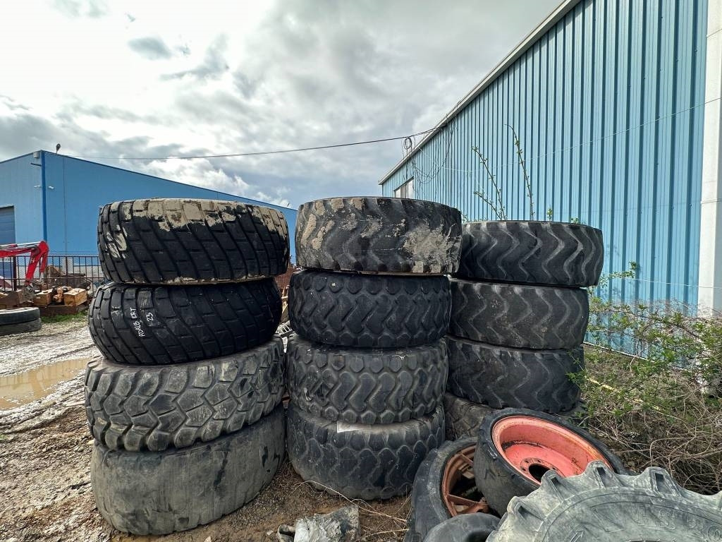Yokohama 23.1x26 / 23.5x25 TYRES - Tire for Construction machinery: picture 2 Yokohama 23.1x26 / 23.5x25 TYRES - Tire for Construction machinery: picture 2