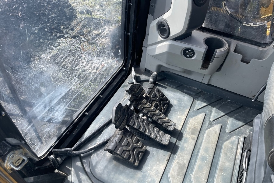 CATERPILLAR 340F - Crawler excavator: picture 5 CATERPILLAR 340F - Crawler excavator: picture 5