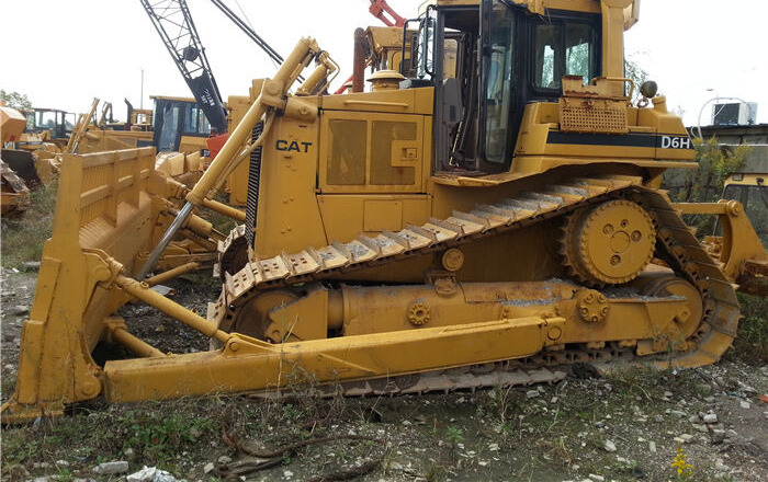 Caterpillar CAT D6H - Bulldozer: picture 1 Caterpillar CAT D6H - Bulldozer: picture 1