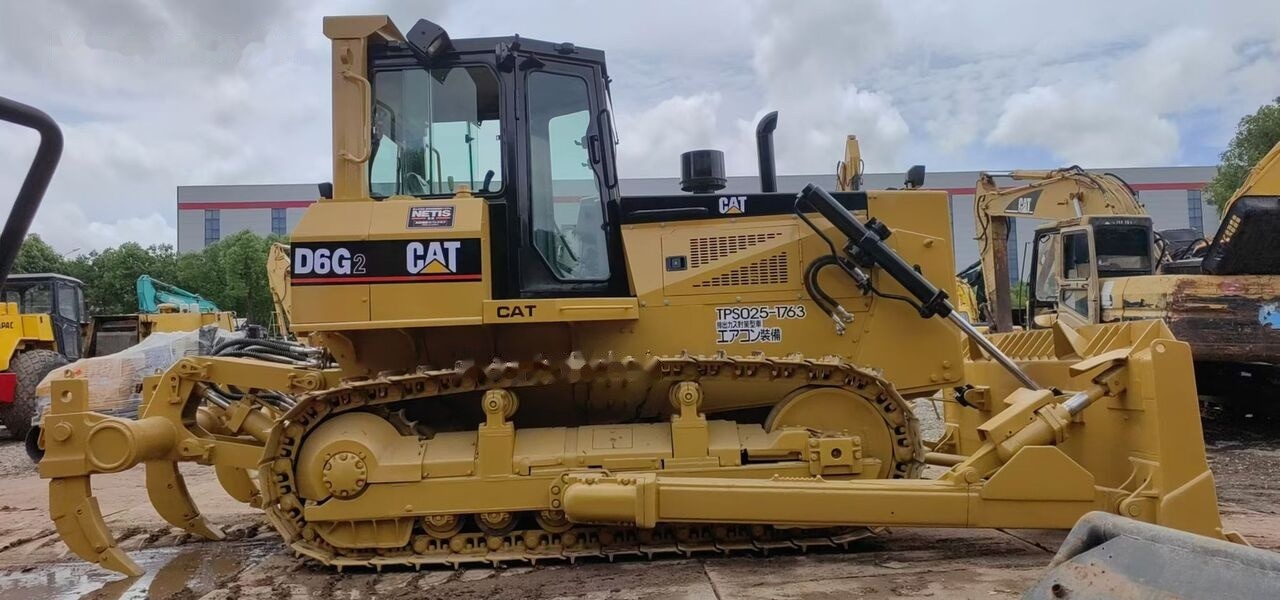 Caterpillar D6G-2 - Bulldozer: picture 1 Caterpillar D6G-2 - Bulldozer: picture 1