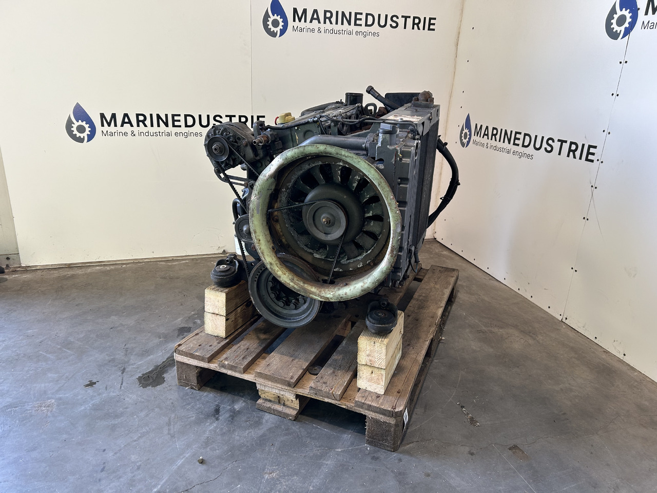 Deutz BF4M 1012E - Engine: picture 1 Deutz BF4M 1012E - Engine: picture 1