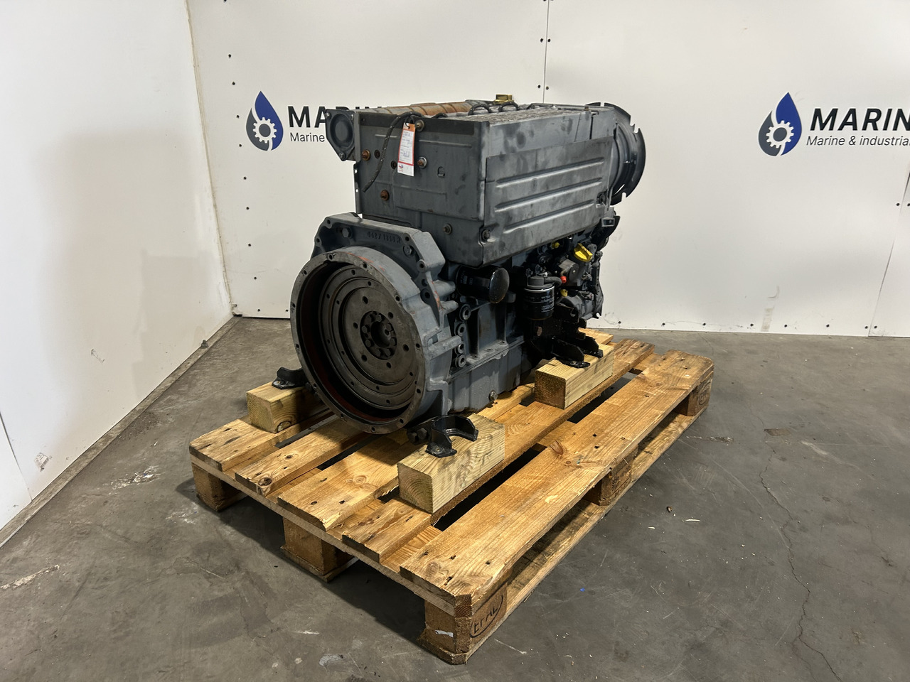 Deutz F4L 1011F - Engine for Construction machinery: picture 3 Deutz F4L 1011F - Engine for Construction machinery: picture 3